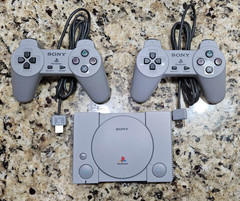 PlayStation Classic Mini Console + 2 Controllers
