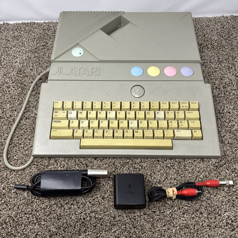 Atari XE Game Console Keyboard Game System Console Bundle Tested XEGS