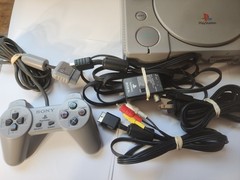Playstation 1 SCPH-5501 Bundle 1 Controller 10 Games And Manual. Tested