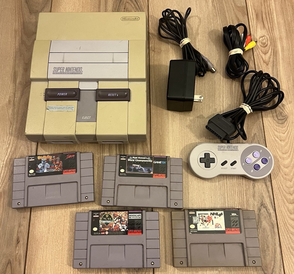 Super Nintendo SNES Console Bundle 4 Games Controller Tested Works Clay Fighter