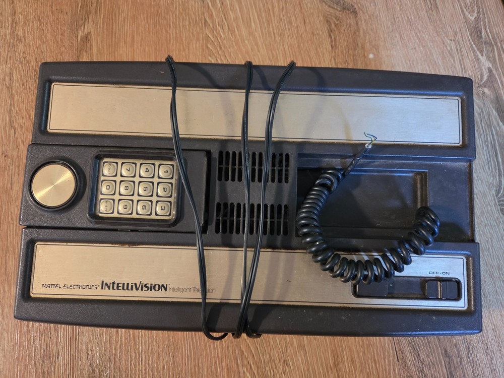 Intellivision System – Missing Controller – For Parts