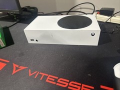 Xbox Series S 364GB Both cables