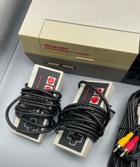 NES Bundle – Console, 2 Controllers, Gun, Rare QuickShot Scope, Magazines, Cords