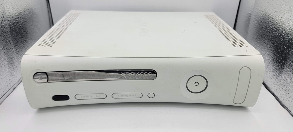 Microsoft XBOX 360 – CONSOLE ONLY Phat Falcon 2011 HDMI White – Tested/Working