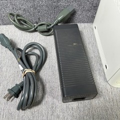 Microsoft Xbox 360 Pro 20GB Console Bundle HDMI Falcon 2007 w/ 2 Controllers