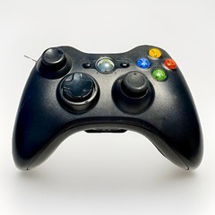 Microsoft Xbox 360 12GB Black Console Controller 3 Games Bundle Tested