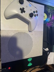 Microsoft Xbox One S White Console 1TB With Controller And Power Cord No HDMI