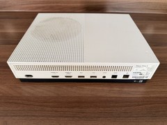 XBOX ONE S 500GB WHITE BUNDLE + 4 GAMES, 1 CONTROLLER & CORDS : TESTED & WORKING