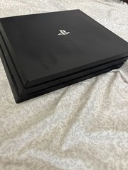 PS4 Pro Console