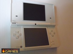 White Nintendo DSi System – FAST SHIPPING! 612a