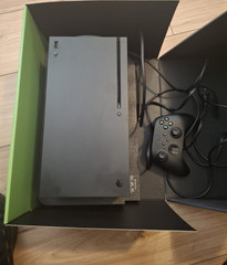 Microsoft Xbox Series X Black 4K UHD Home Console Wi-Fi Internet Browsing