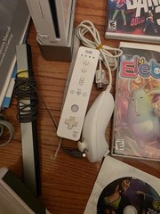 Wii Console Bundle, Controller, Nunchuck, 4 Games, Attachments – Tested