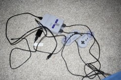 Super Nintendo SNES Console Control Deck CLV-201 with 2 Controllers and Cords