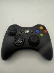 Microsoft Xbox 360 Console Black, Kinect Camera, Controller, Cords Tested 60 GB