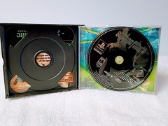 Playstation 1 with 1 controller, AV Cable, power cable and Syphon Filter 2 game