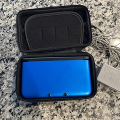 3DS XL Blue Nintendo Console Tested Working SD Card And Charger SPR-001