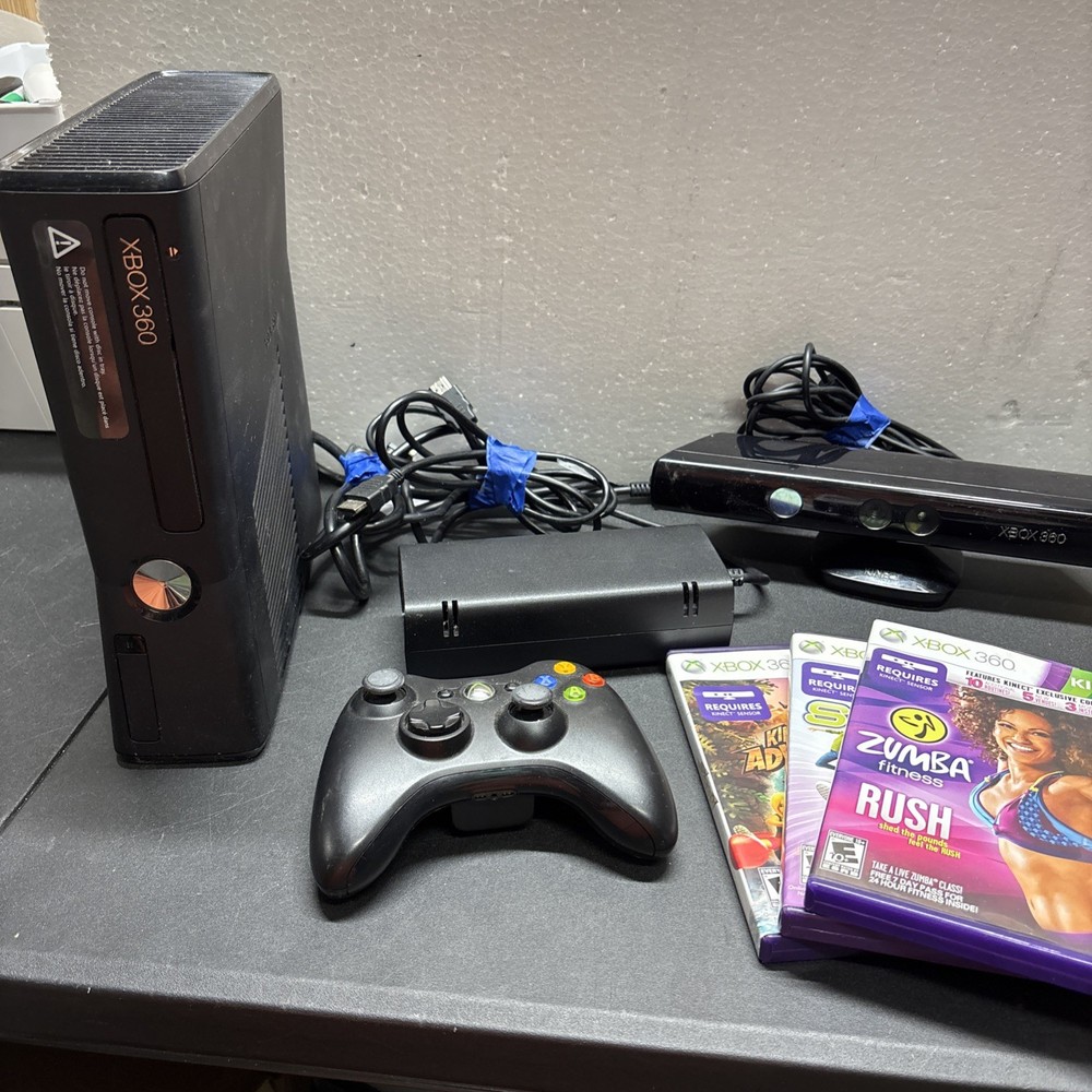 Xbox 360 S Console Bundle – 1 Controller, 360 Kinect, Plus 3 Free Games!