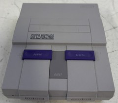 NINTENDO SUPER NINTENDO – CLV201 CONSOLE (P15028290)