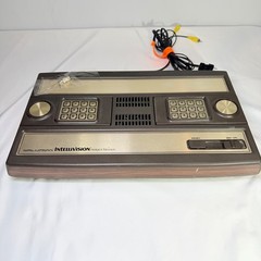 Mattel Electronics Intellivision Model 2609 Vintage Video Game Console Woodgrain