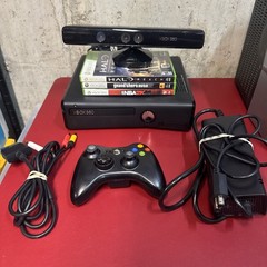 Xbox 360 S Console Model 1439 Bundle 250 + Kinect + 3 Games No HDD E