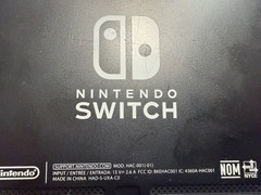 Nintendo Switch Console Bundle w/Gray Joy-Cons with 2 Games And Original Box