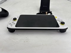 Logitech G CLOUD Handheld Portable Gaming Console 1080P 7″ Touchscreen White