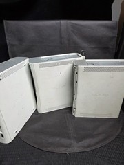 3 XBOX 360 CONSOLES