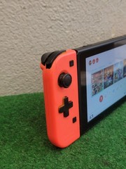 Nintendo Switch Console + Charger & Stand Red HAC-001-01
