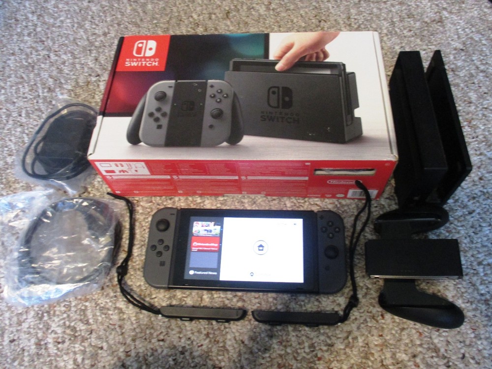 Nintendo Switch System 32GB Console w/Gray Joy-Cons in Box +Charger + Dock
