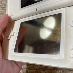 Nintendo DS Lite (USG-001) Handheld – White Charger