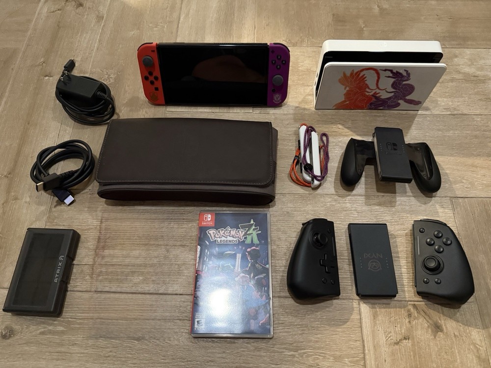 Nintendo Switch Oled Scarlet And Violet Edition + Extra Controller + Game