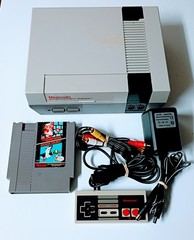 Nintendo NES Console with Controller Supper Mario Game AV Cable Power Supply