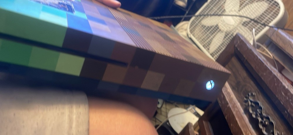 Microsoft Xbox One S Minecraft Edition Console HDMI Blu-Ray Multicolor