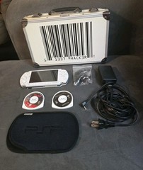 Sony PSP 3001 Handheld Console Bundle Pearl White – Tested & Working *Read DESC”