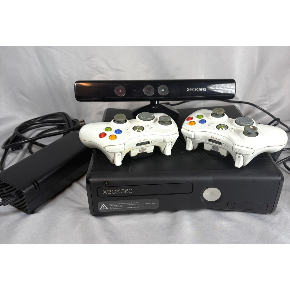 Microsoft Xbox 360 S 1439 Console Bundle Black Kinect 2 Controllers Power Supply
