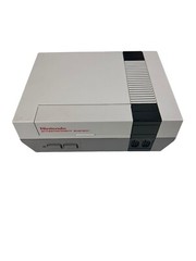 Nintendo NES Action Set Console Complete In Box w/Orange Zapper Mario 1, 2 & 3