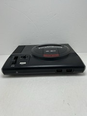 Sega Genesis System Model 1601 Console System Bundle – Tested and Works. READ !!