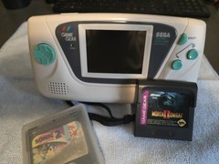 SEGA Game Gear Console – Recapped, IPS Screen, Glass lens, New shell, 2 games