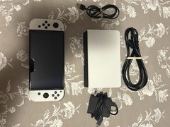 Nintendo Switch 1 OLED WITH 512GB SD Card White And Black. GREAT CONDITION!