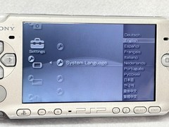 TESTED SONY PSP 3000 SILVER Console + Charger + battery + 3 game Region free 2GB