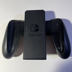 Nintendo Switch HAC-001 Handheld Console Bund – 32GB – Gray Joy-Con Controllers.