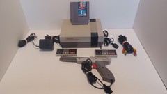 NES Console System Bundle with Super Mario Bros / Duck Hunt. New 72 Pin