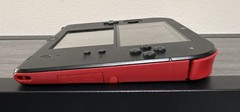 Nintendo 2DS Handheld Console Black/Red Wi-Fi 4GB w/ Stylus *Tested* w/ Charger