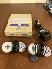 Nintendo SNES Gray Console Bundle With 2 Controllers, AV and Power Cords Tested