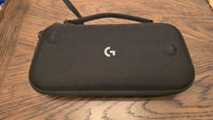 Logitech G Cloud Handheld Console White 64GB w/ Case – Excellent – CHARITY
