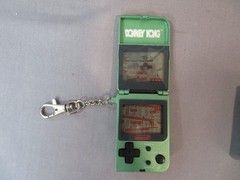 Nintendo MINI CLASSICS DONKEY KONG & DONKEY KONG JUNIOR Keychains *WORKING* 1998
