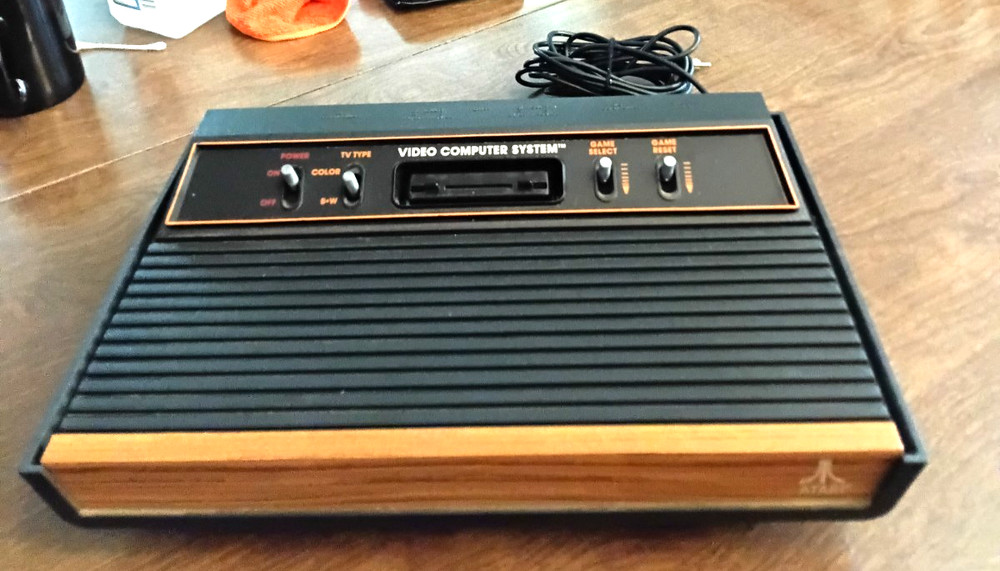 Atari 2600 Console CX-2600A 4-Switch Made in Taiwan Works Perfect Console Only!