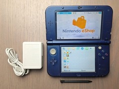 New Nintendo 3DS XL Metallic Blue Charger + 32GB SD Card | Region Free