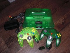 Nintendo 64 N64 Console System FUNTASTIC CLEAR JUNGLE GREEN 2 Controller AV READ
