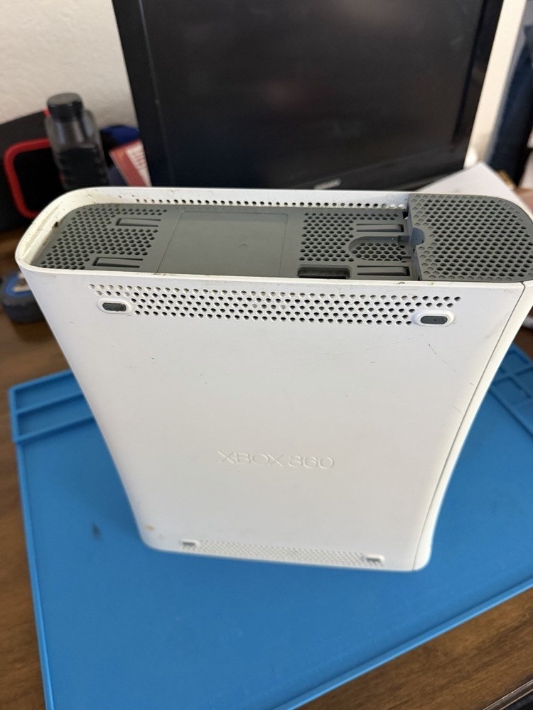 Lot of 2 Microsoft Xbox 360 Consoles Matte White